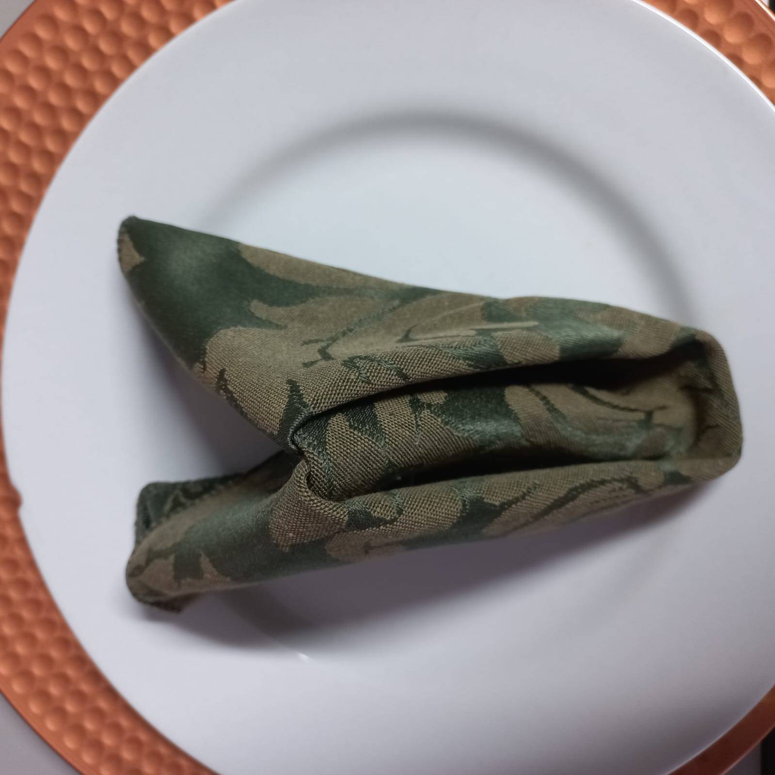 GUARDANAPO  VERDE OLIVA EM JACQUARD