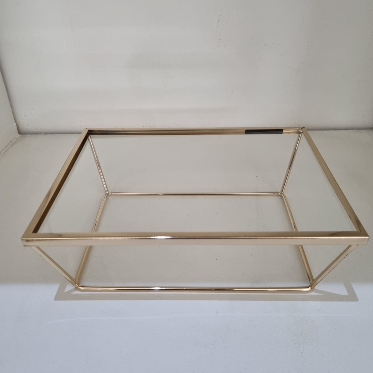 Bandeja de vidro retangular Dourada p