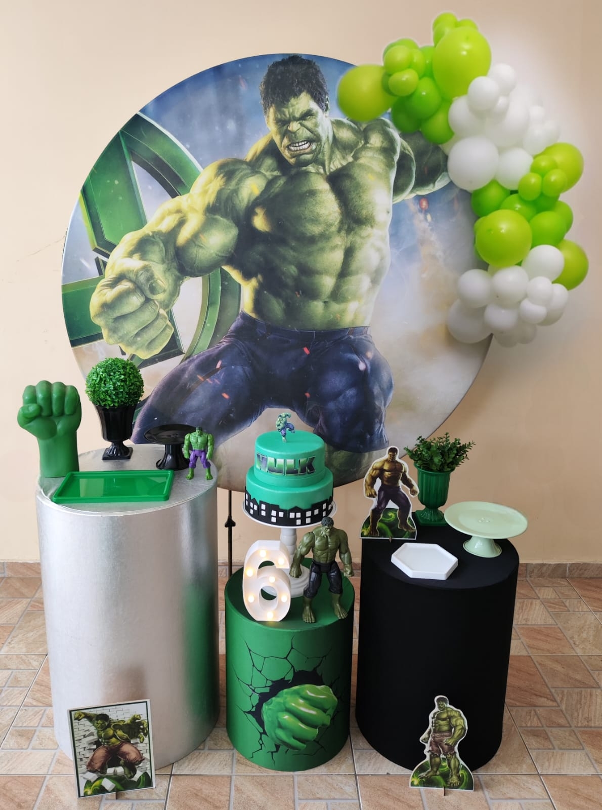 Hulk Kit Prata com bexigas