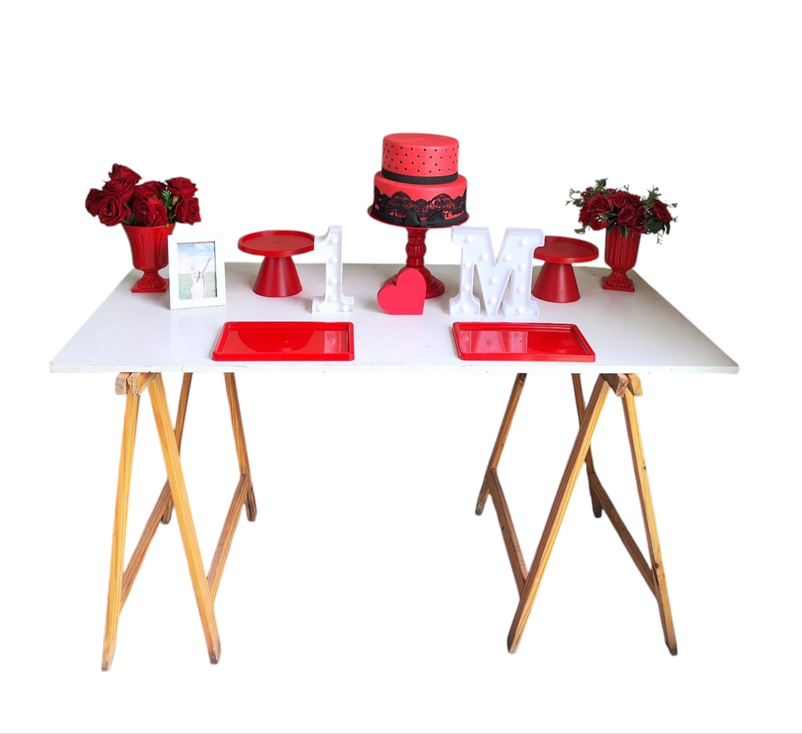 Aniversário Vermelho Kit Cantinho + Mesa