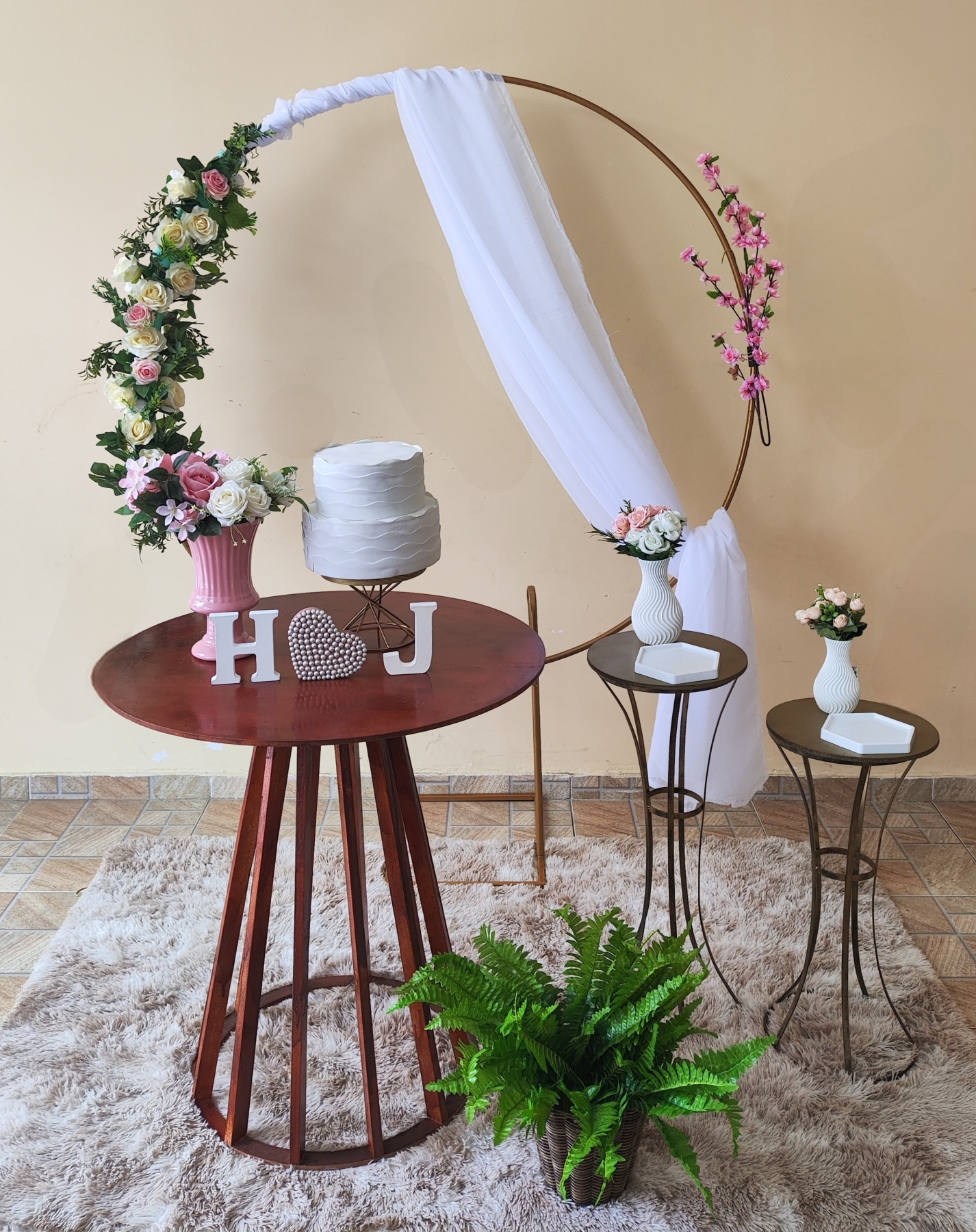 Casamento e Noivado Arco com flores Kit Ouro