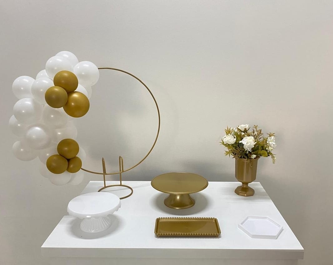 Dourado com Branco Mini Kit com bexiga 