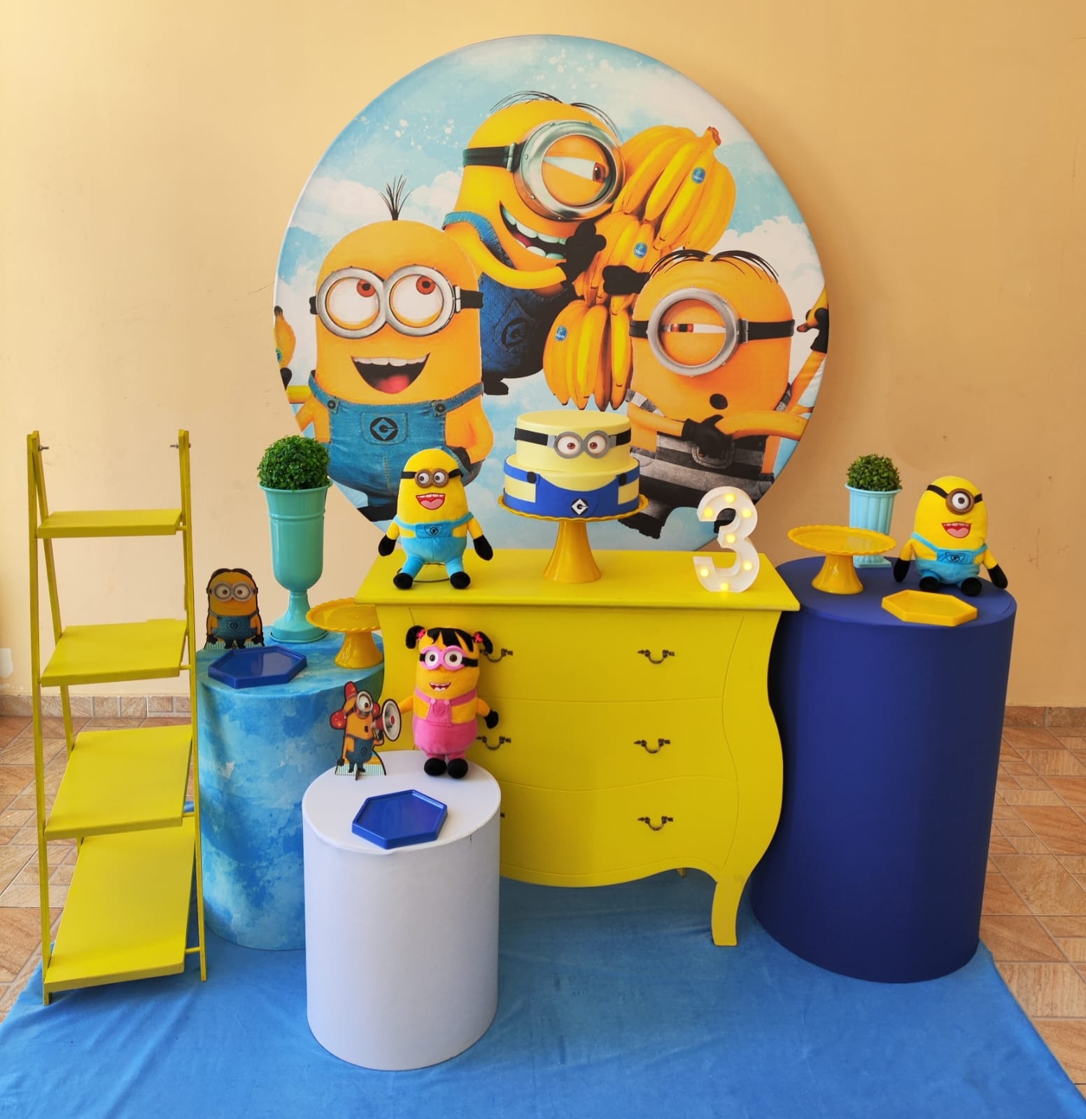 Minions Kit Ouro