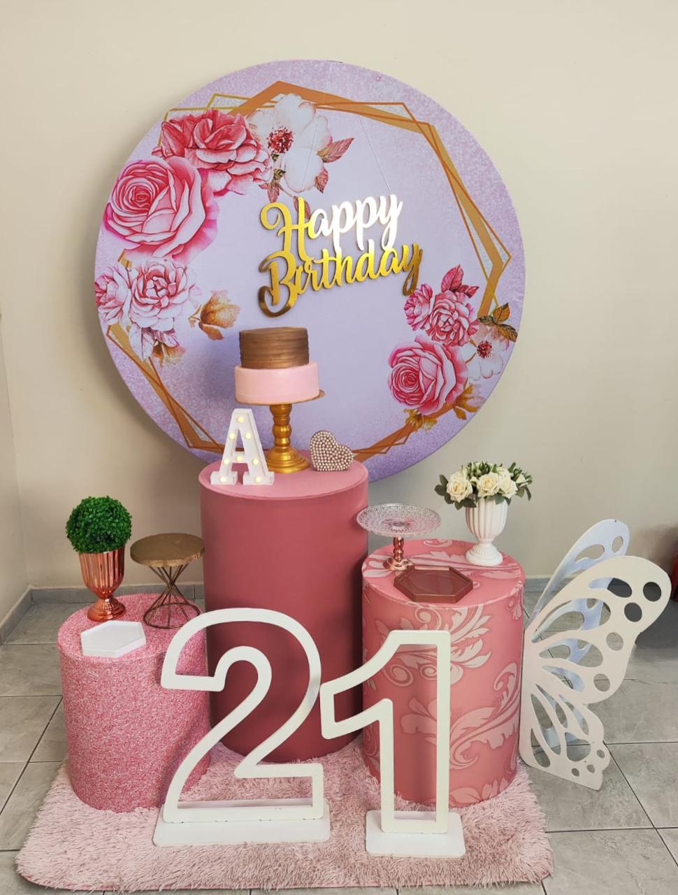 Floral Fundo Rosa com Dourado Kit Prata