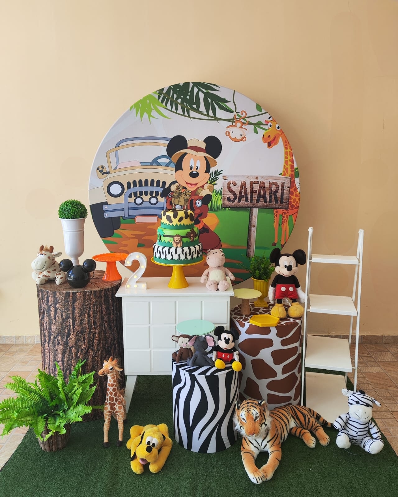 Mickey Safari Kit Ouro