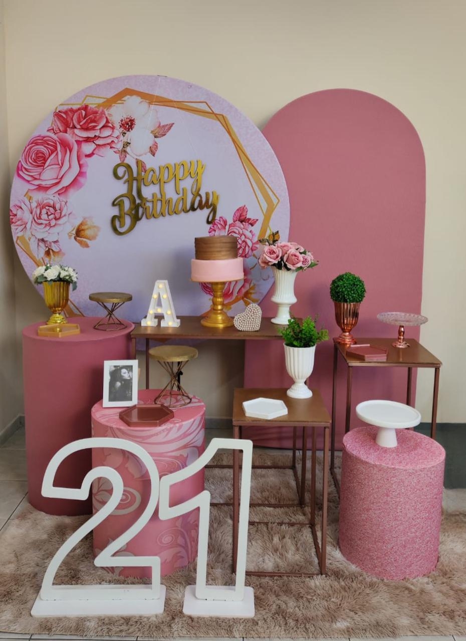 Floral Fundo Rosa com Dourado Kit Platino 