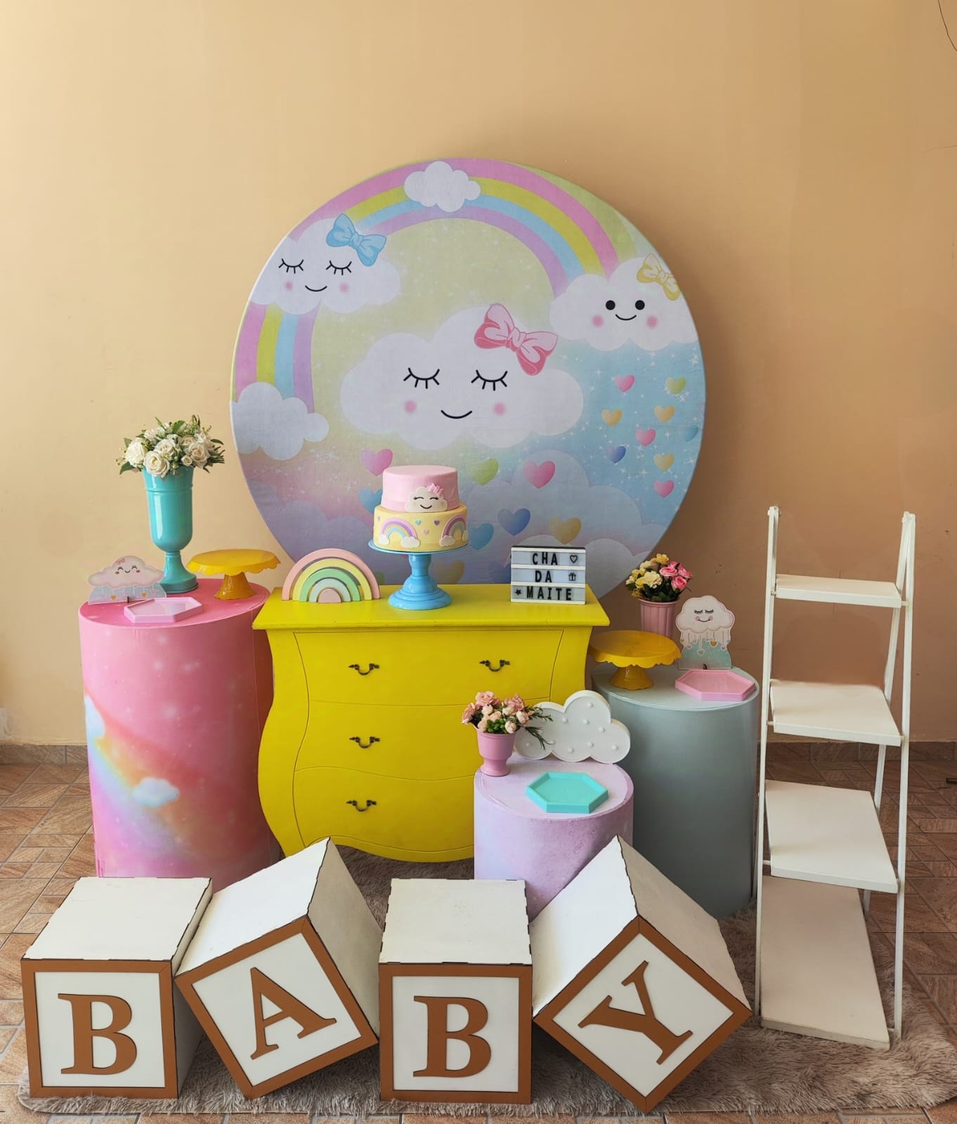 Chá de bebê Menina Chuva de Amor Kit Ouro