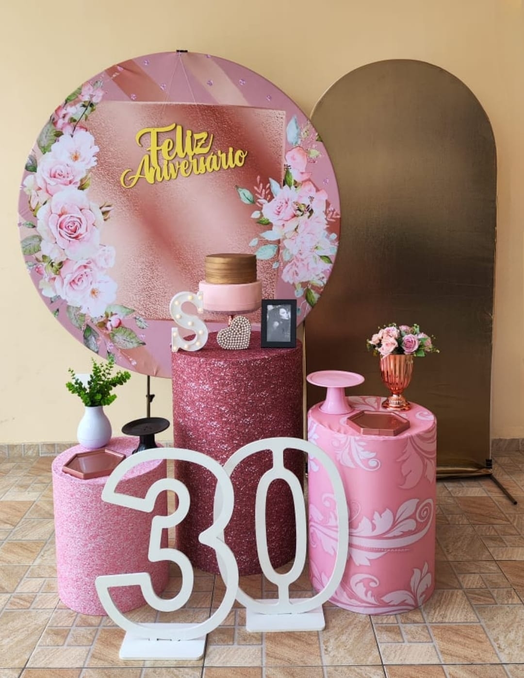 Rose com Flores Kit Ouro