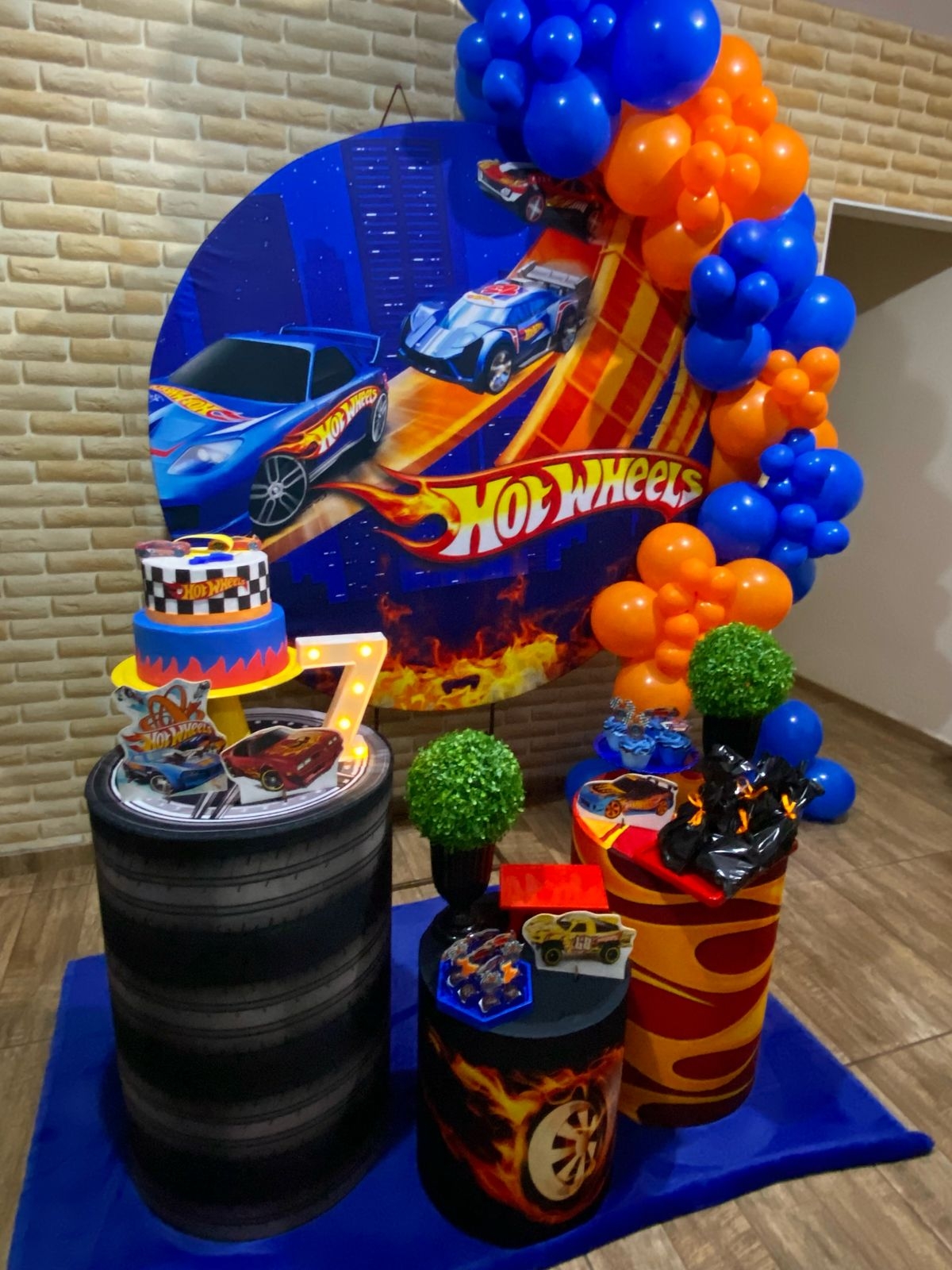 Hot Wheels c bexigas Kit Bonze II 