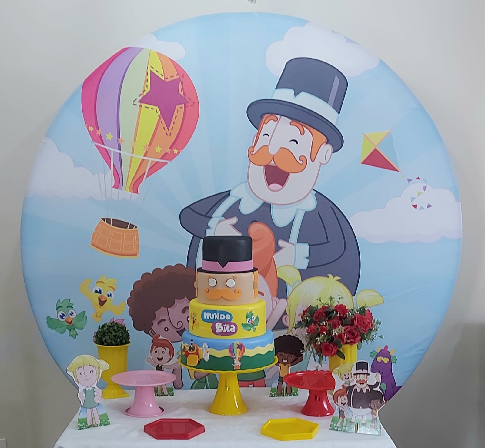 Mundo Bita Menina Bronze 