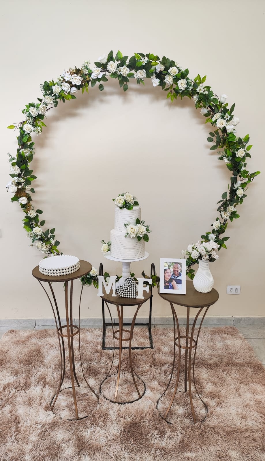 Casamento e Noivado Arco com flores Kit Ouro