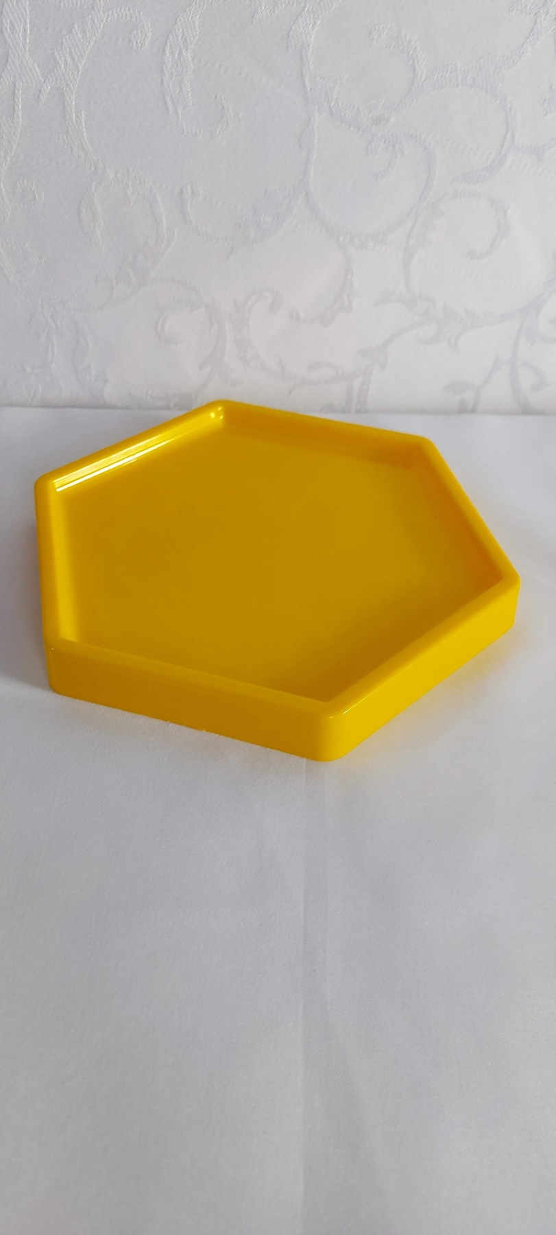 Bandeja baixa Plástico sextavada Amarela