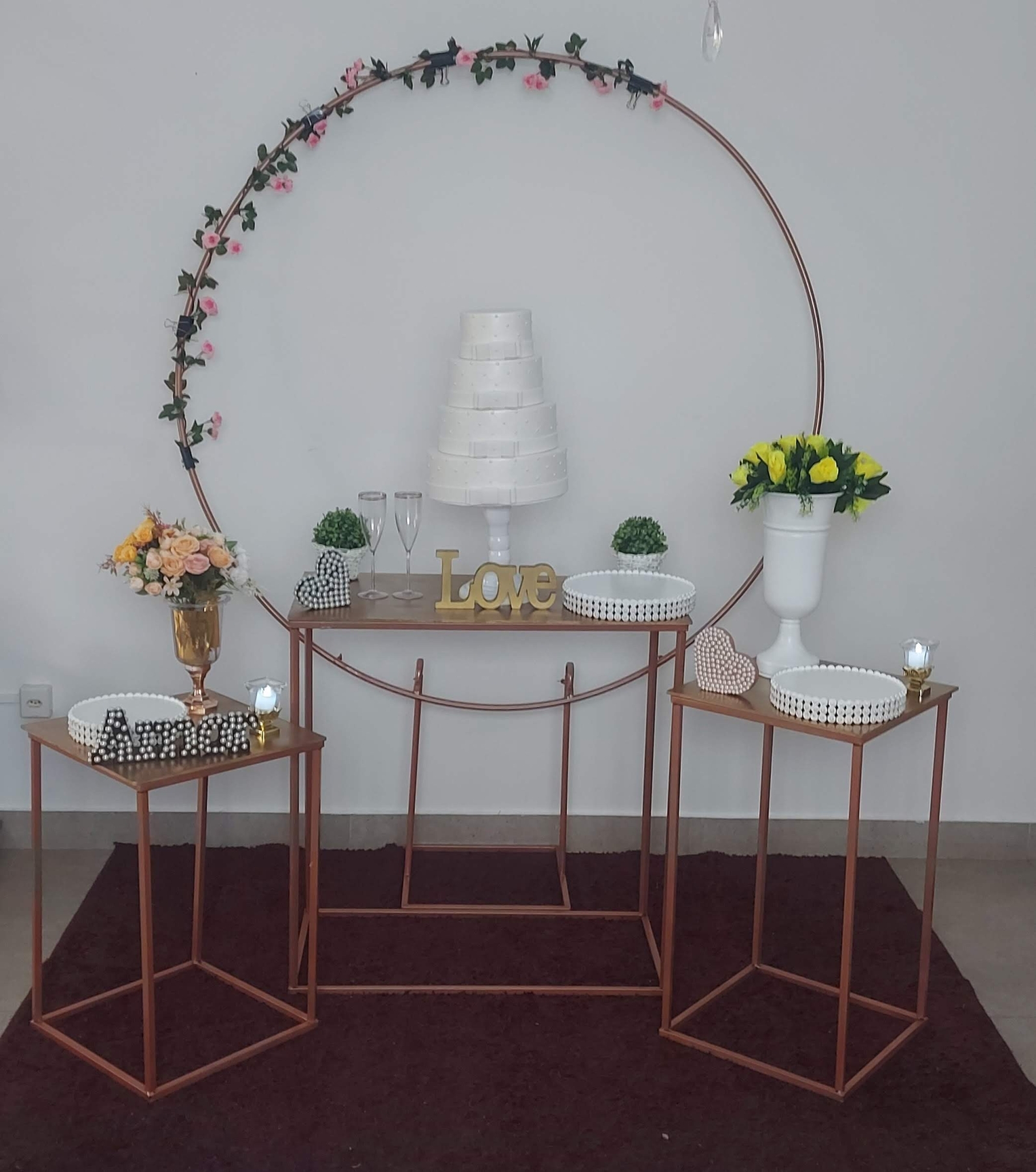 Casamento e Noivado Arco com flores Kit Ouro