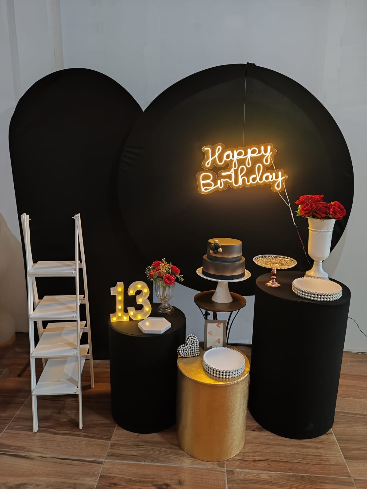 Preto com Dourado Feminino Kit Prata VI