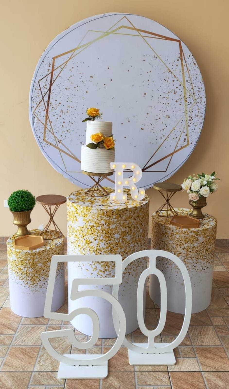 Aniversário Branco com Dourado Kit Prata