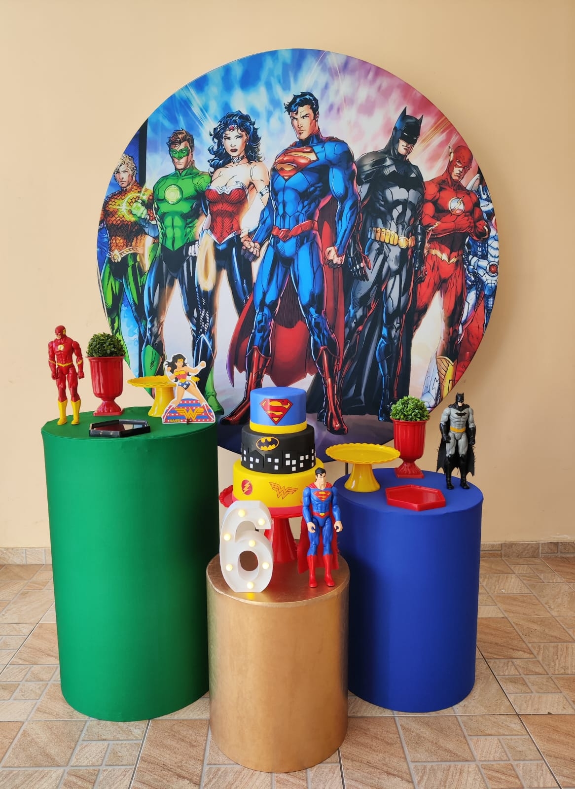 Liga da Justiça Kit Prata