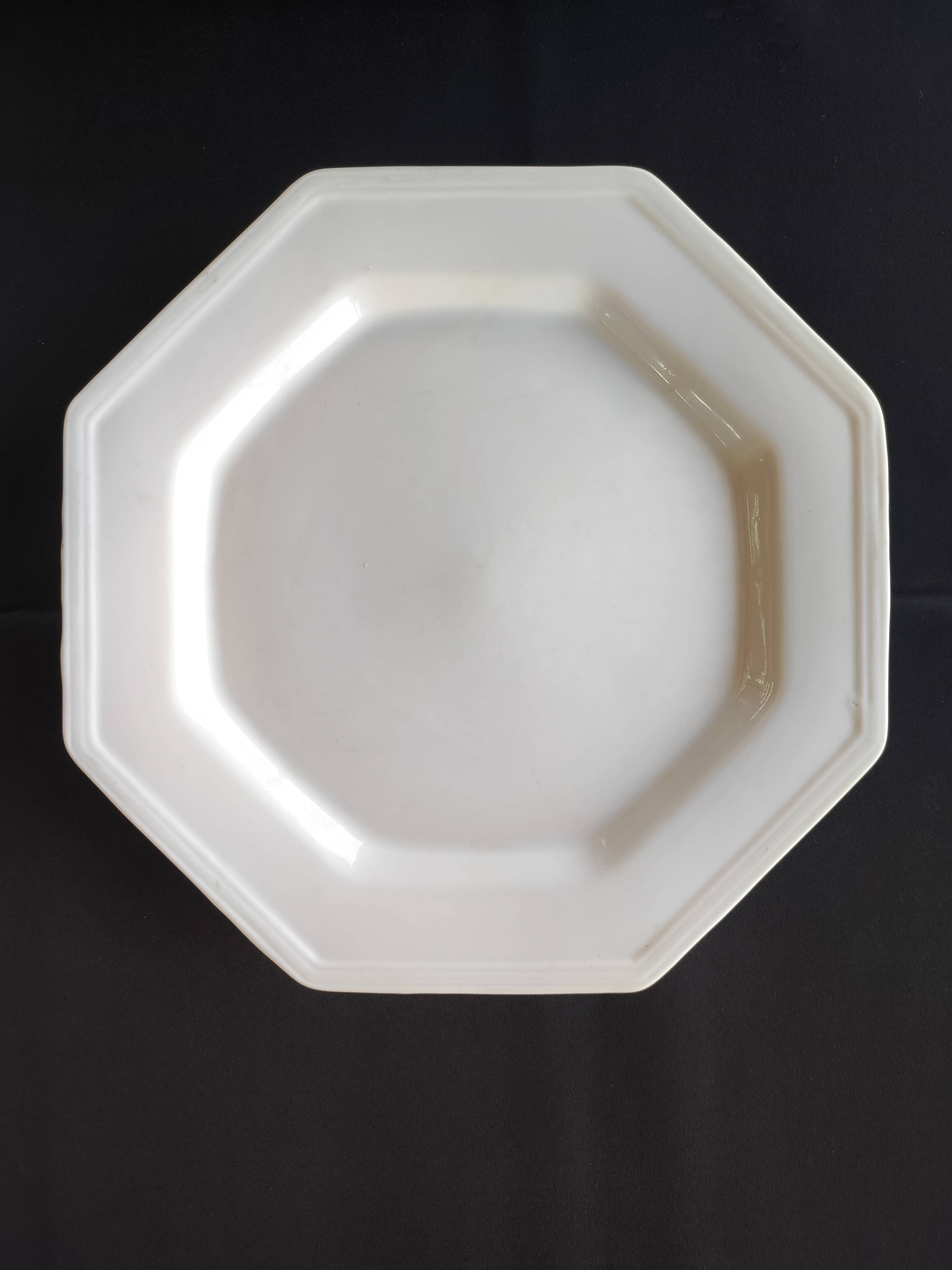 Prato de refeição oitavado s/ friso