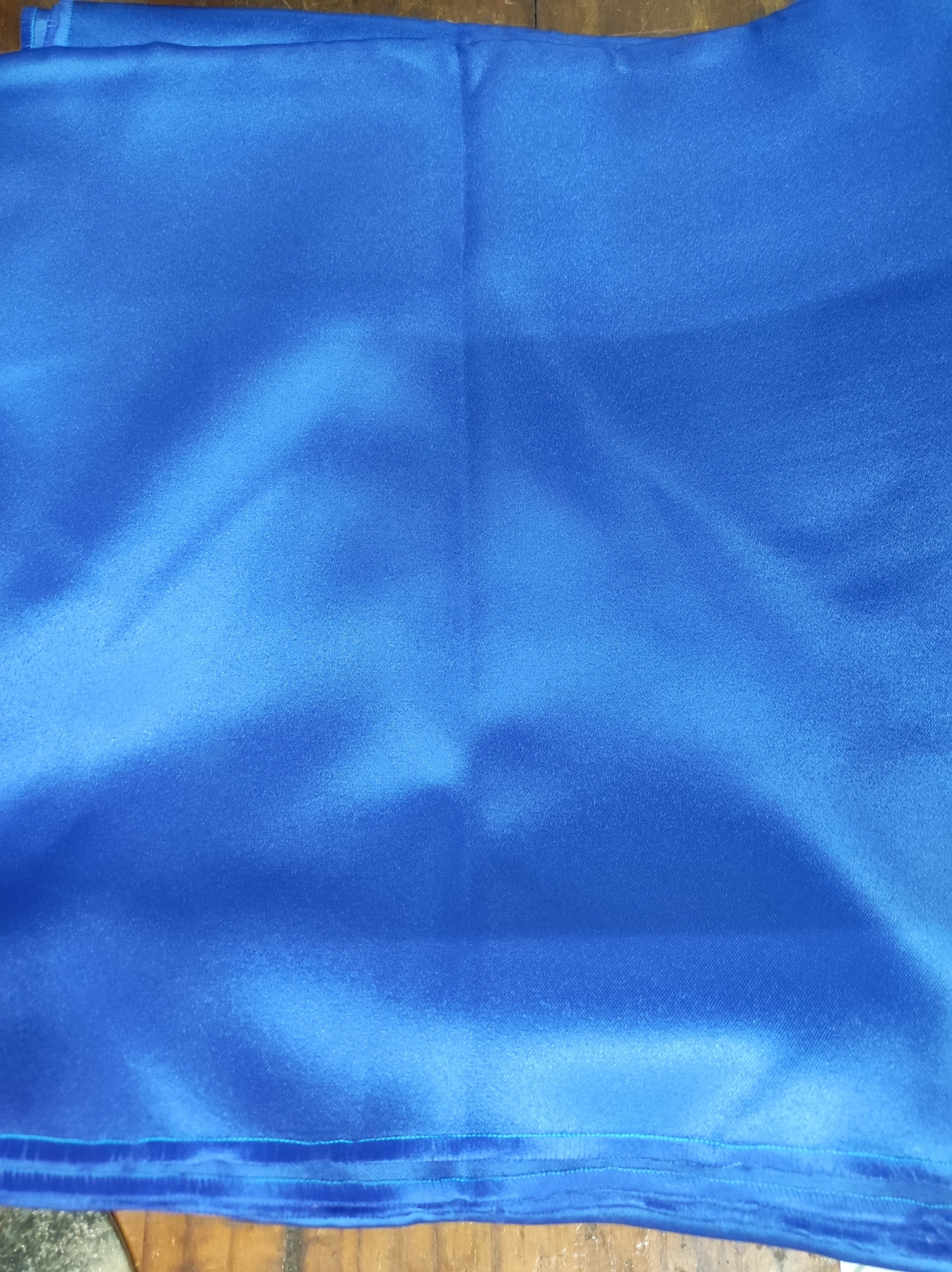 Cm 1.40m cetim azul royal