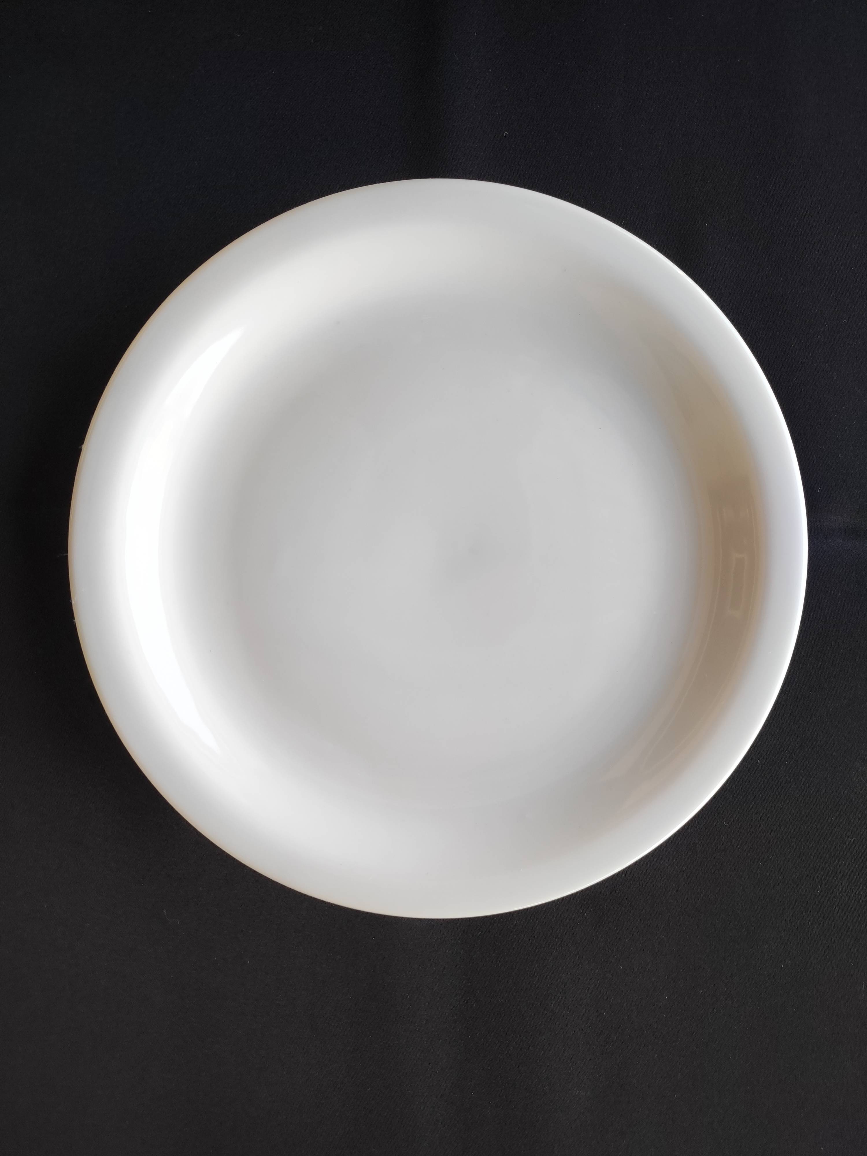 Prato de sobremesa redondo