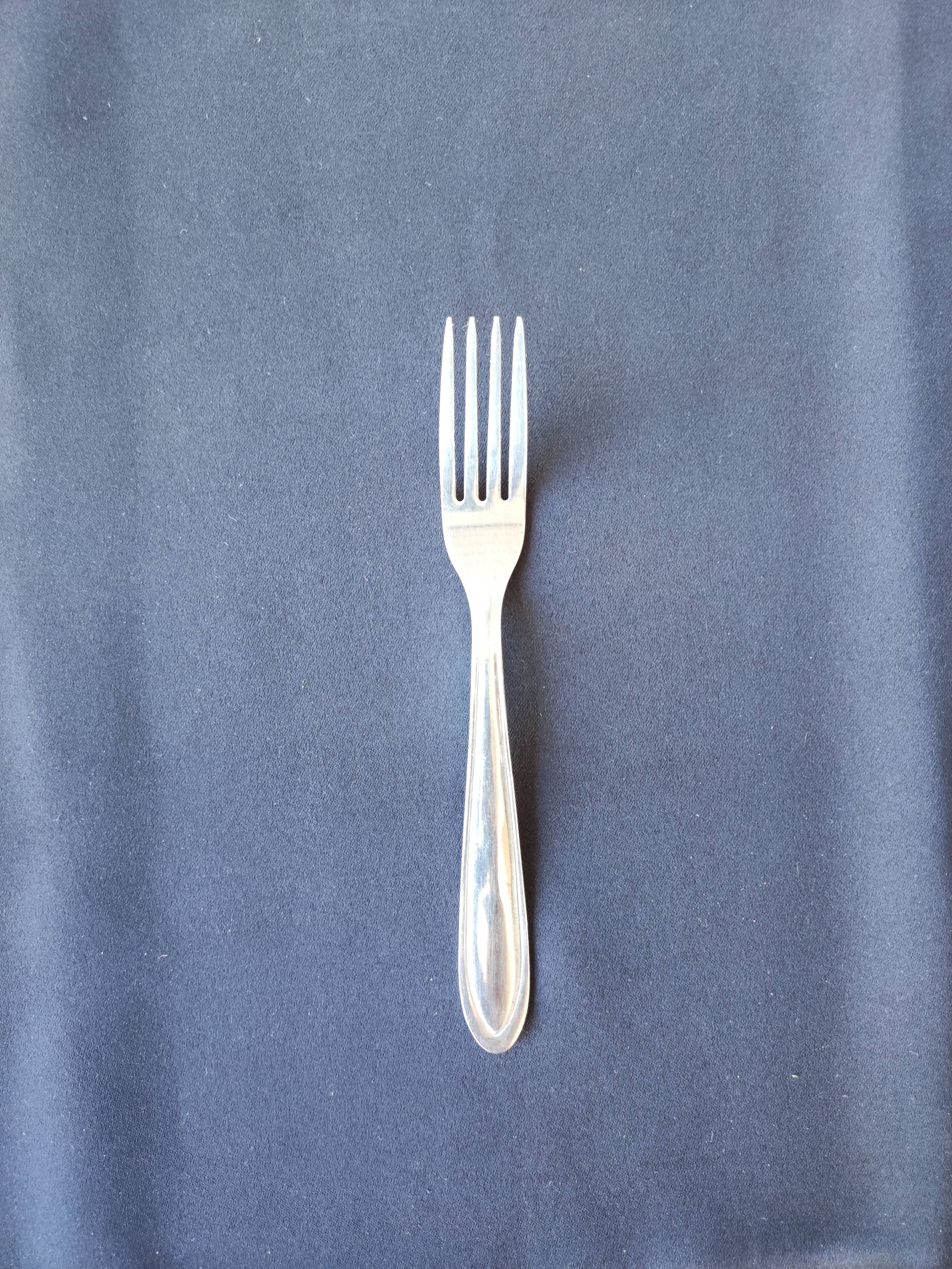 Garfo de sobremesa semi