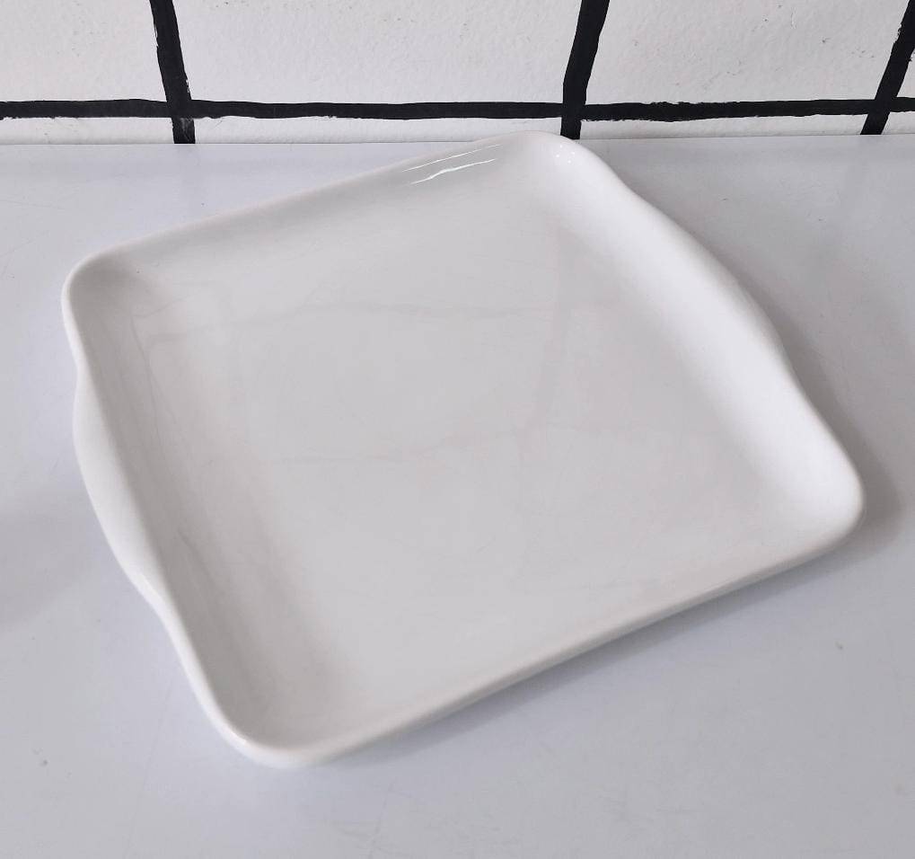 Bandeja branca amadinha