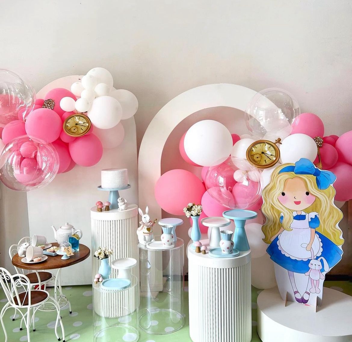 Kit Alice no País das Maravilhas 