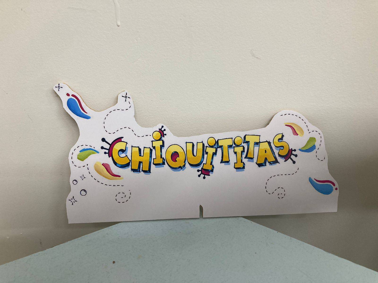 Display ChIqiuititas Logo MDF