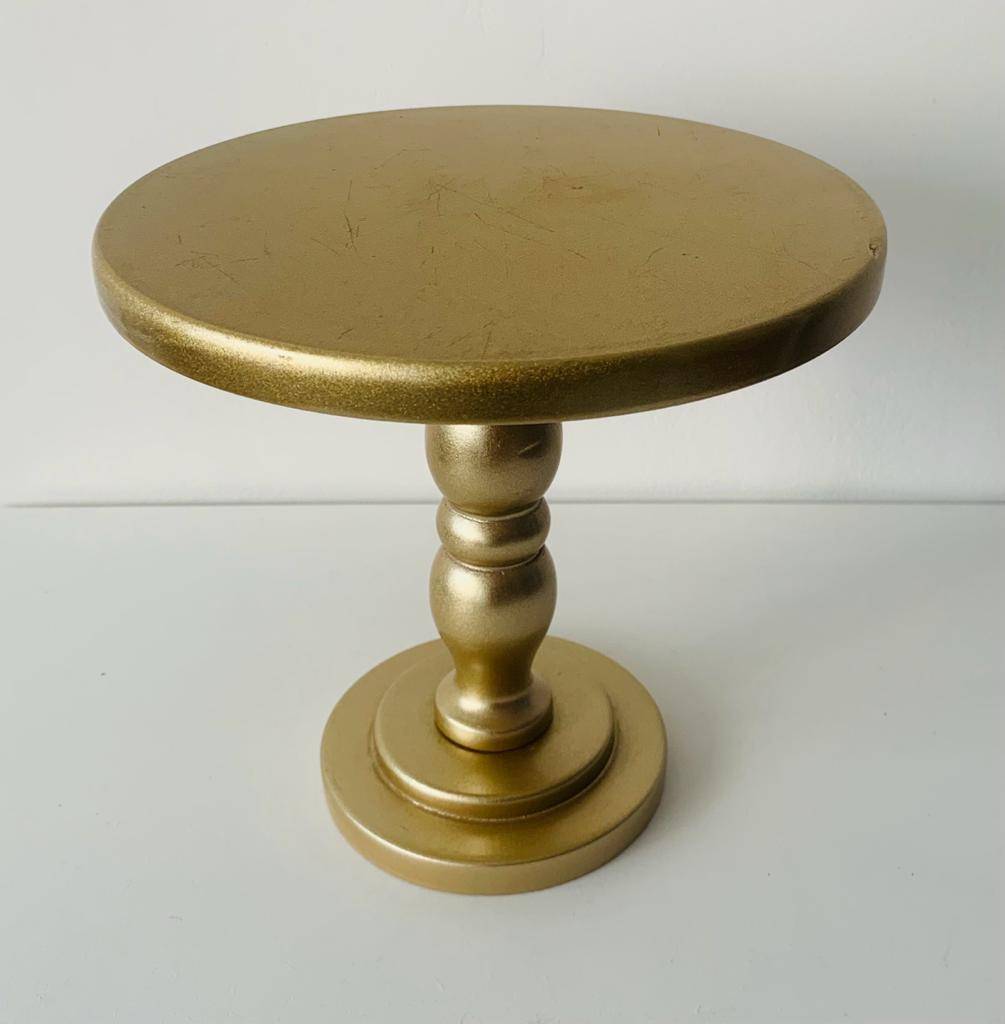 Boleira DC Dourada Pés Torneados Laka M