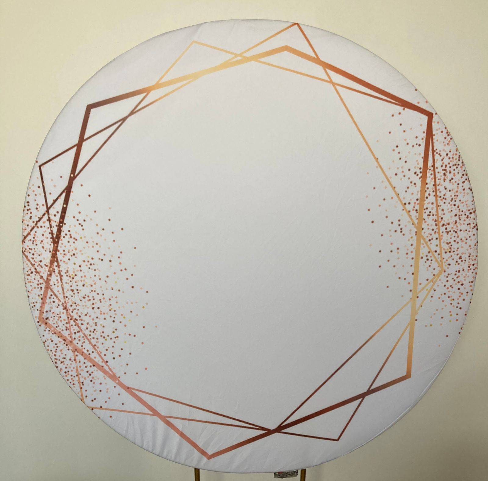 Painel Noivado Branco e Dourado