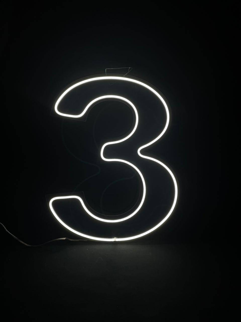 Número 3 LED