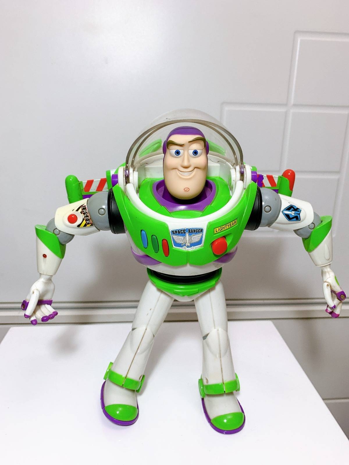 Boneco Buzz Lightyear