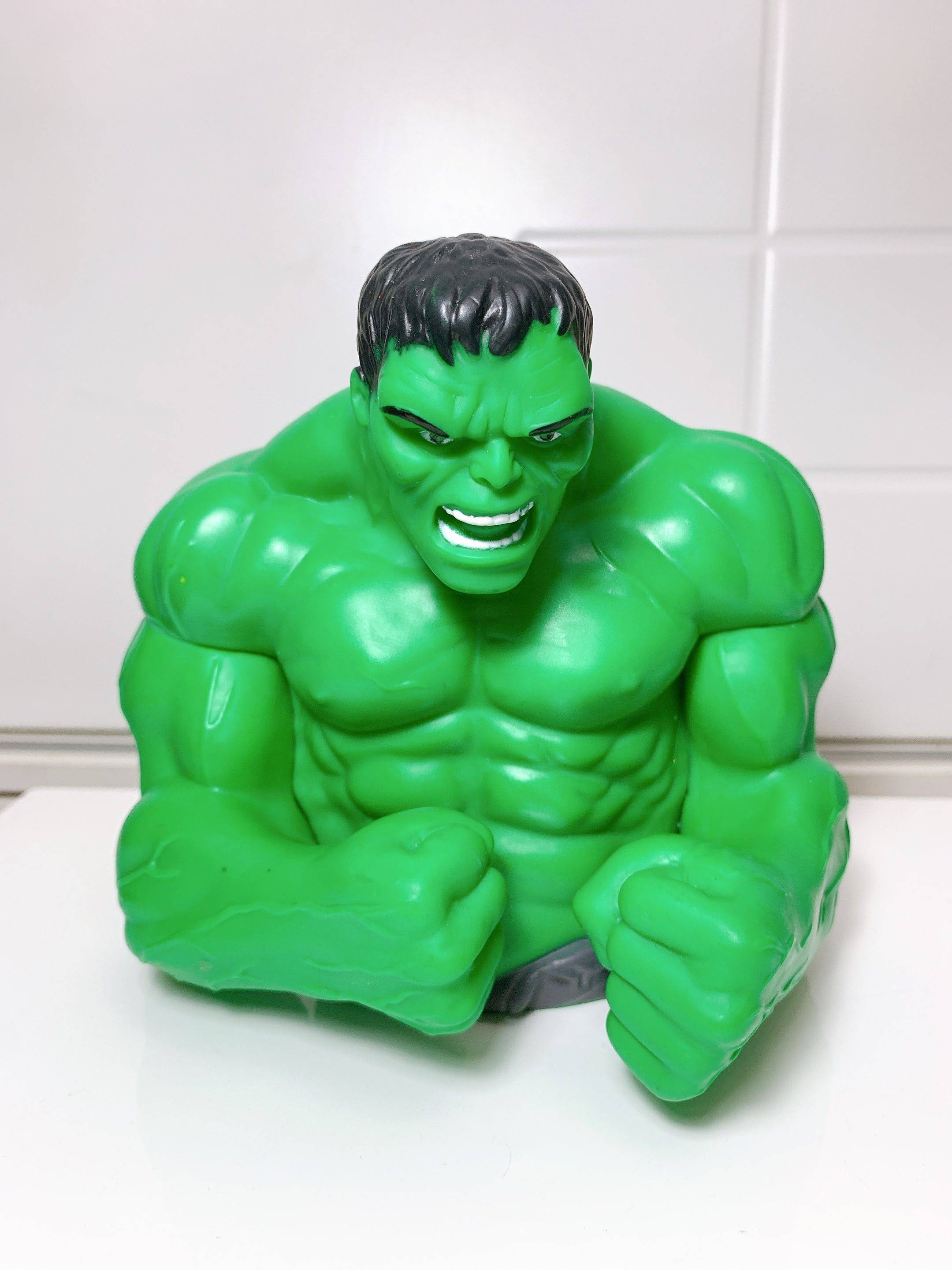 Hulk Busto