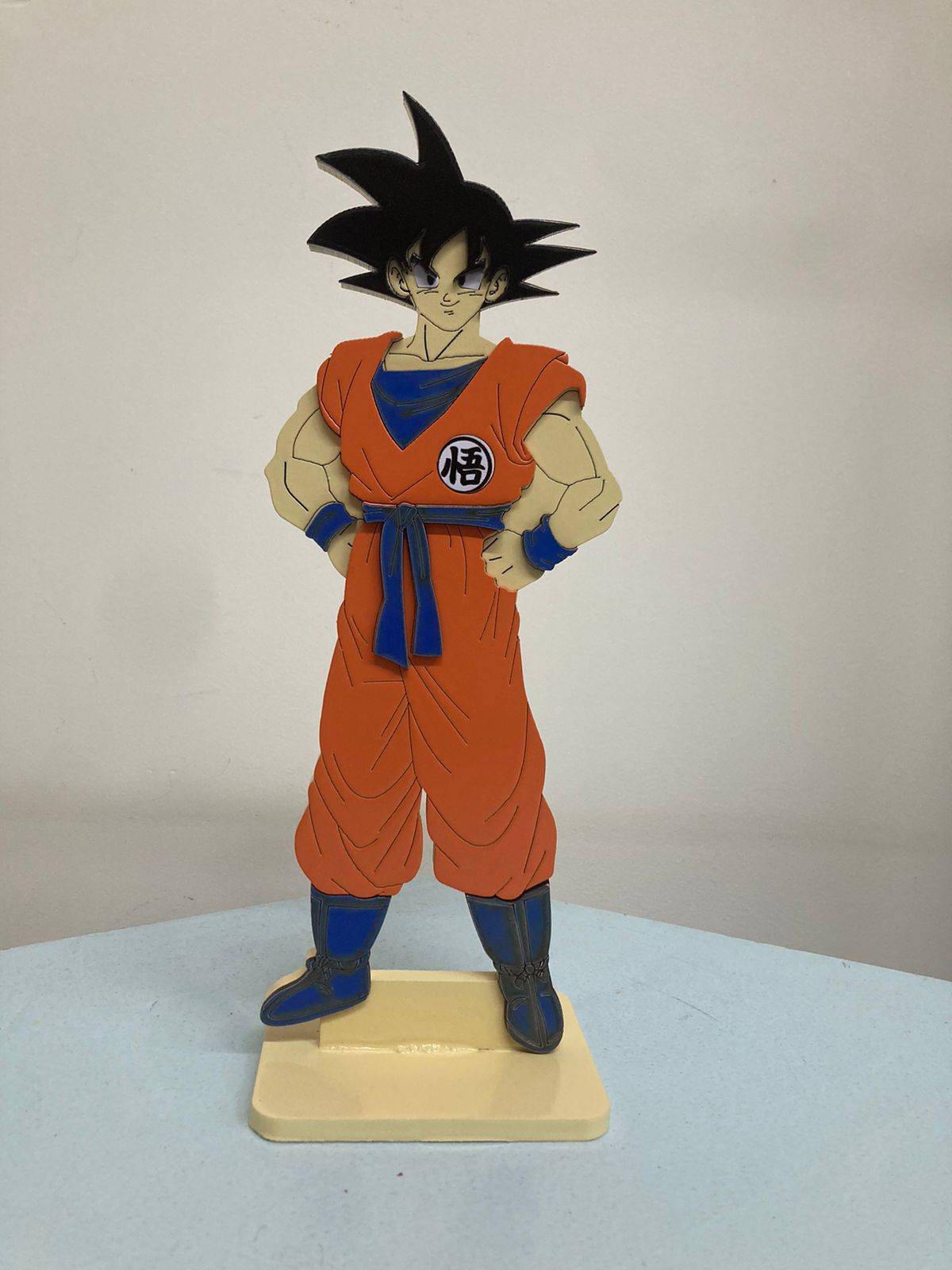 Display Goku Adulto Dragon Ball Z MDF