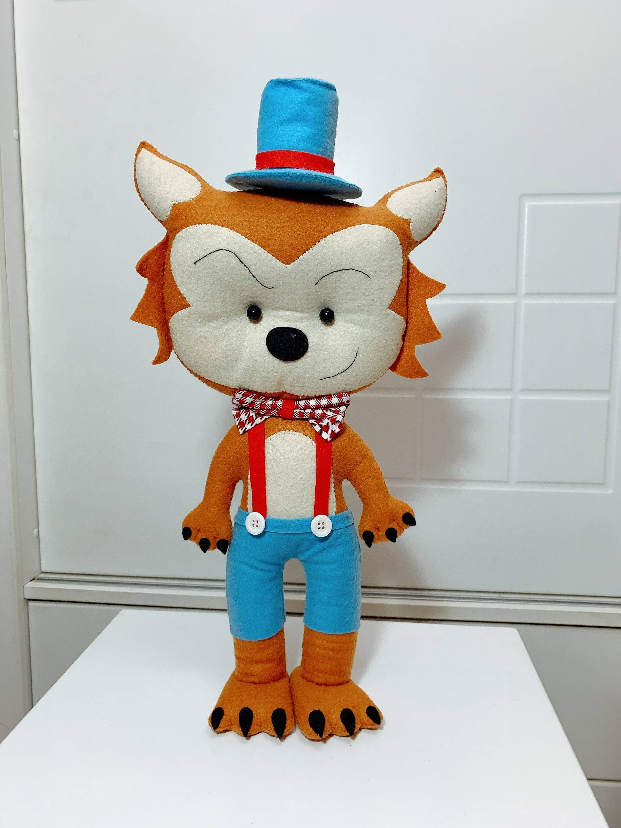 Boneco Lobo Mau Feltro
