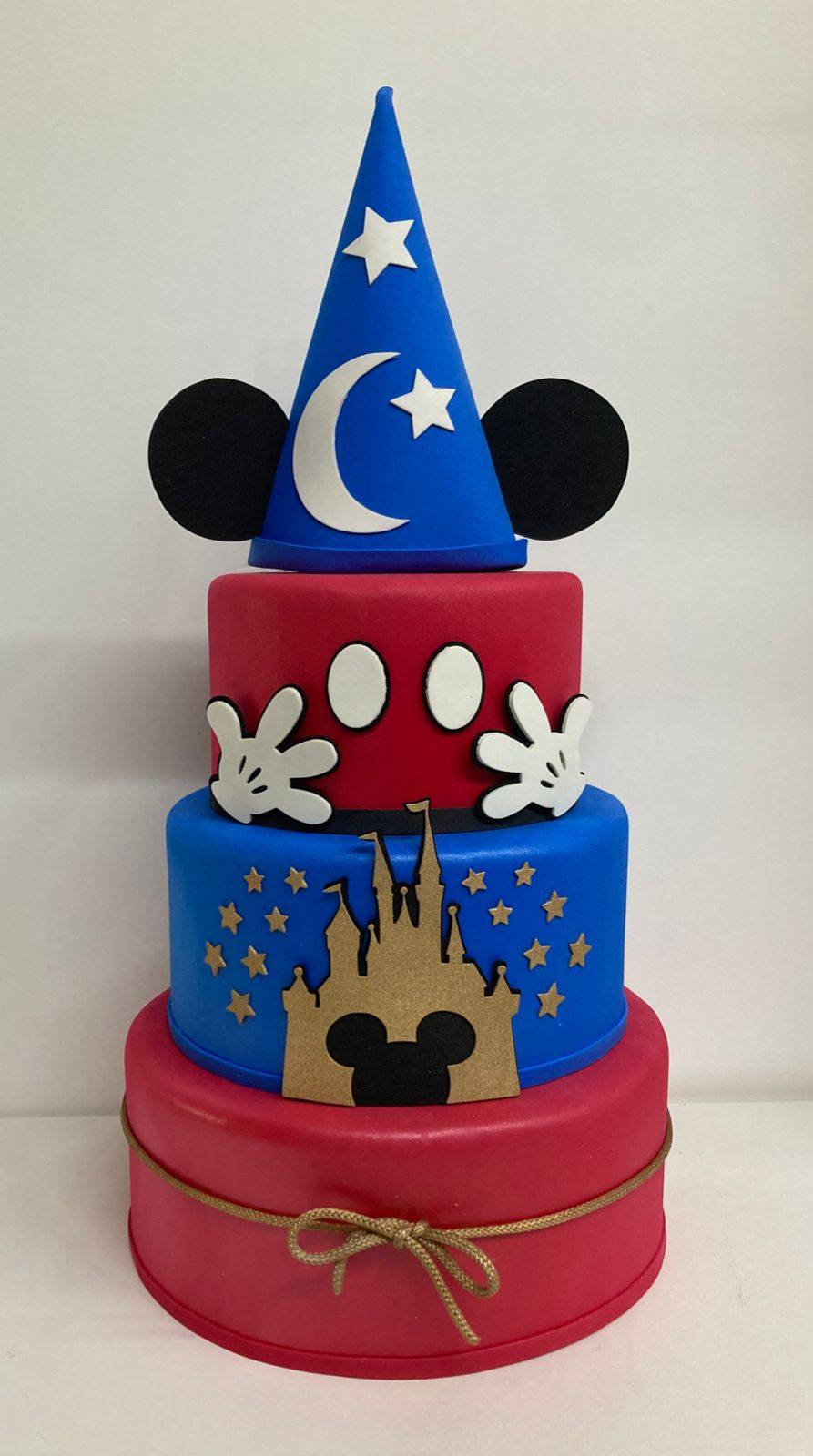 Bolo Fake Mickey Fantasia - 3 andares