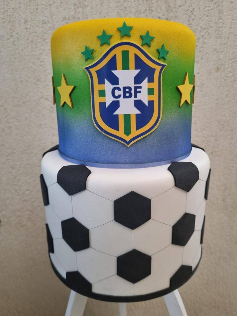 Bolo Fake Brasil CBF - 2 andares
