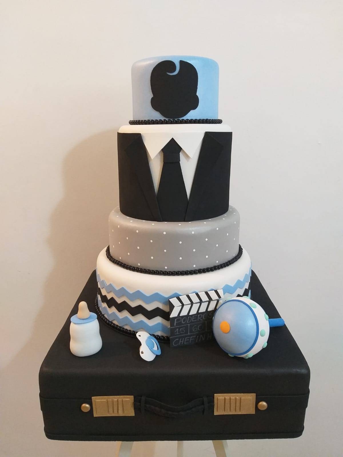 Bolo Fake Poderoso Chefinho