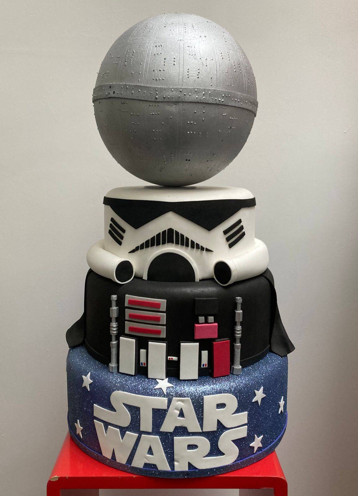 Bolo Fake Star Wars - 3 andares