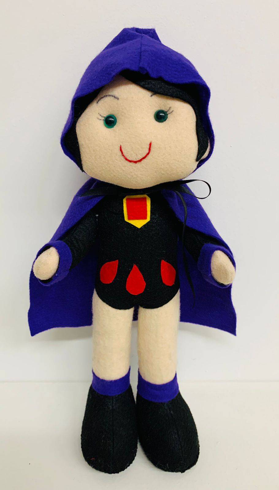 Boneca Ravena Feltro