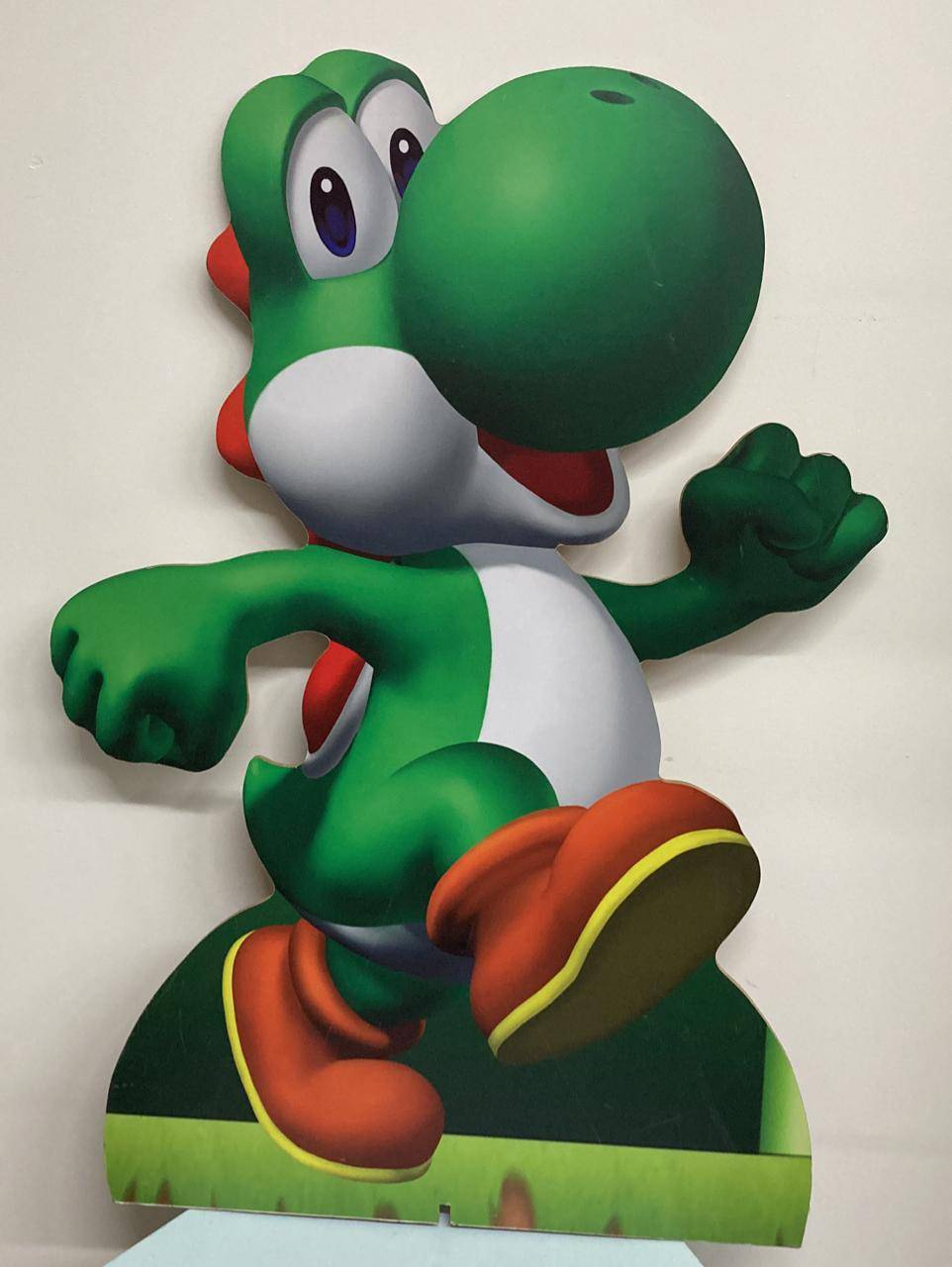 Display Yoshi Super Mario Chão MDF