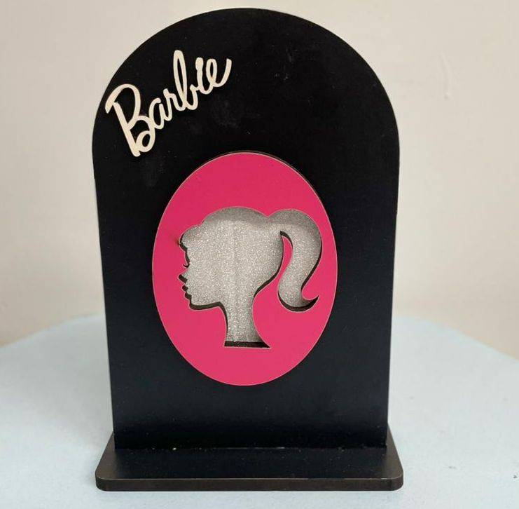 Display Barbie Preto e Prata Perfil MDF