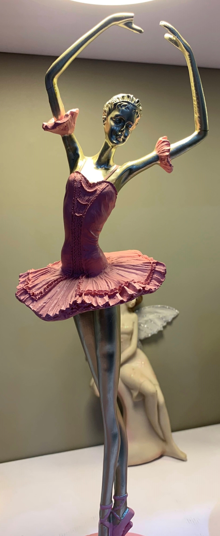 Bailarina Rosa Resina