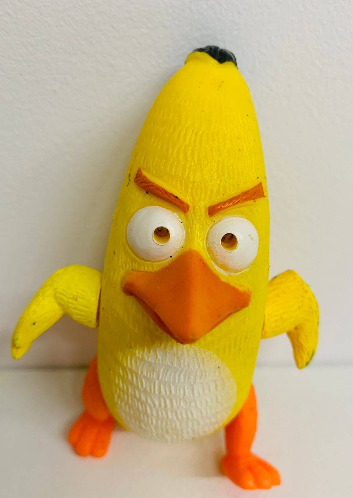 Angry Birds Amarelo de Pé