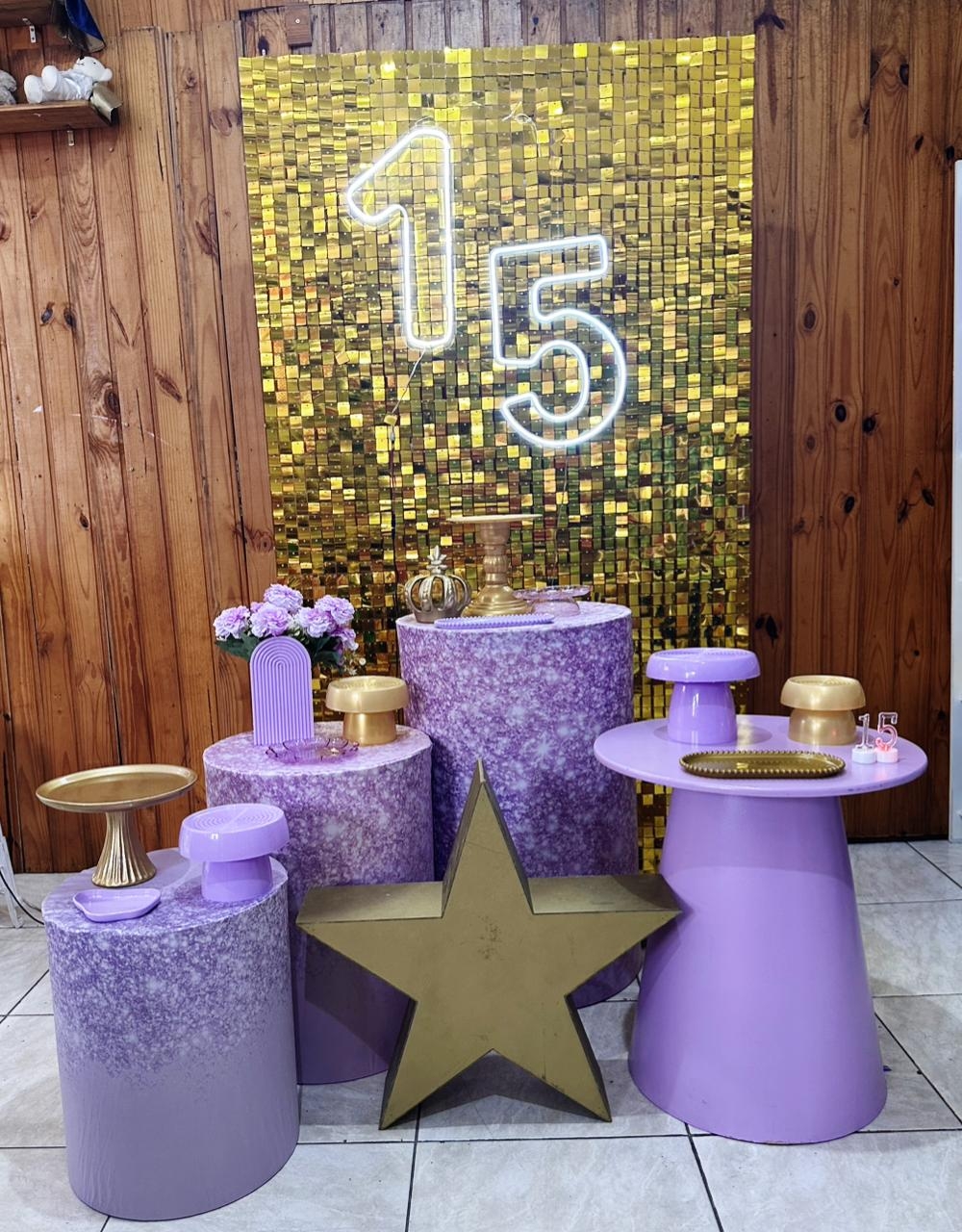 15 ANOS LILAS E DOURADO