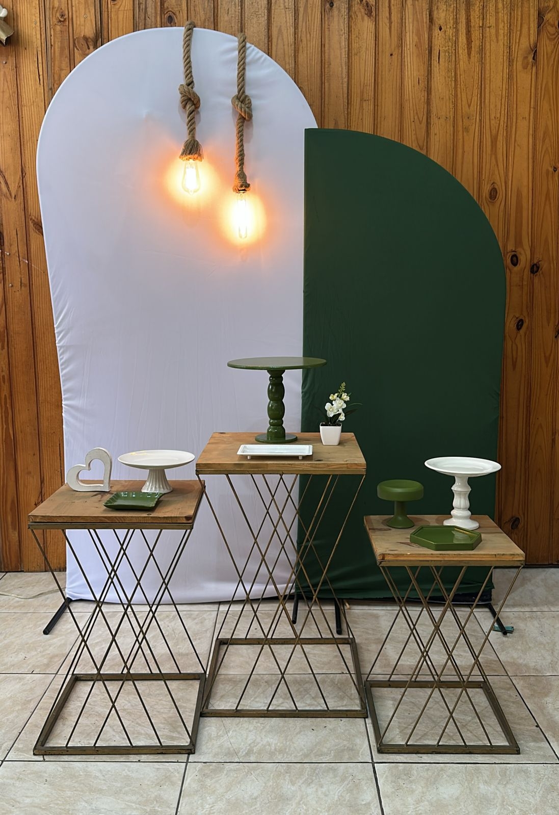 CASAMENTO BRANCO E VERDE OLIVA