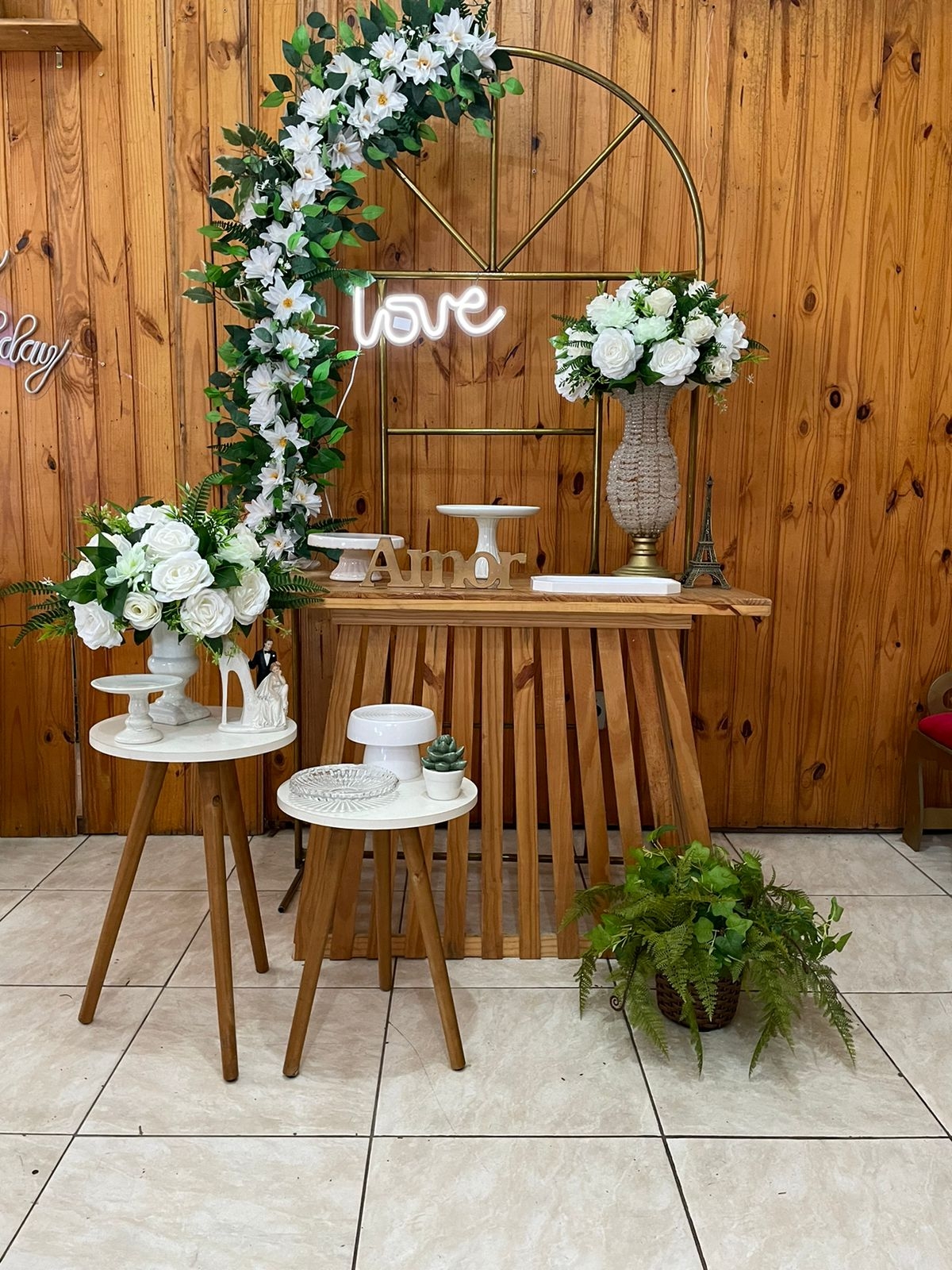 CASAMENTO BRANCO E DOURADO