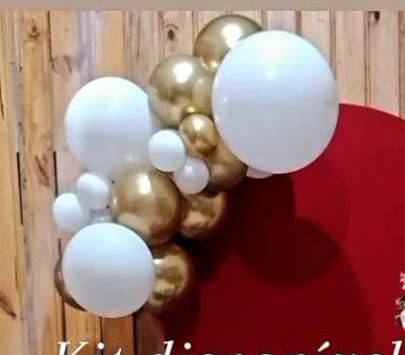 ARCO DE BALÃO DENSCONSTRUIDO PEQUENO