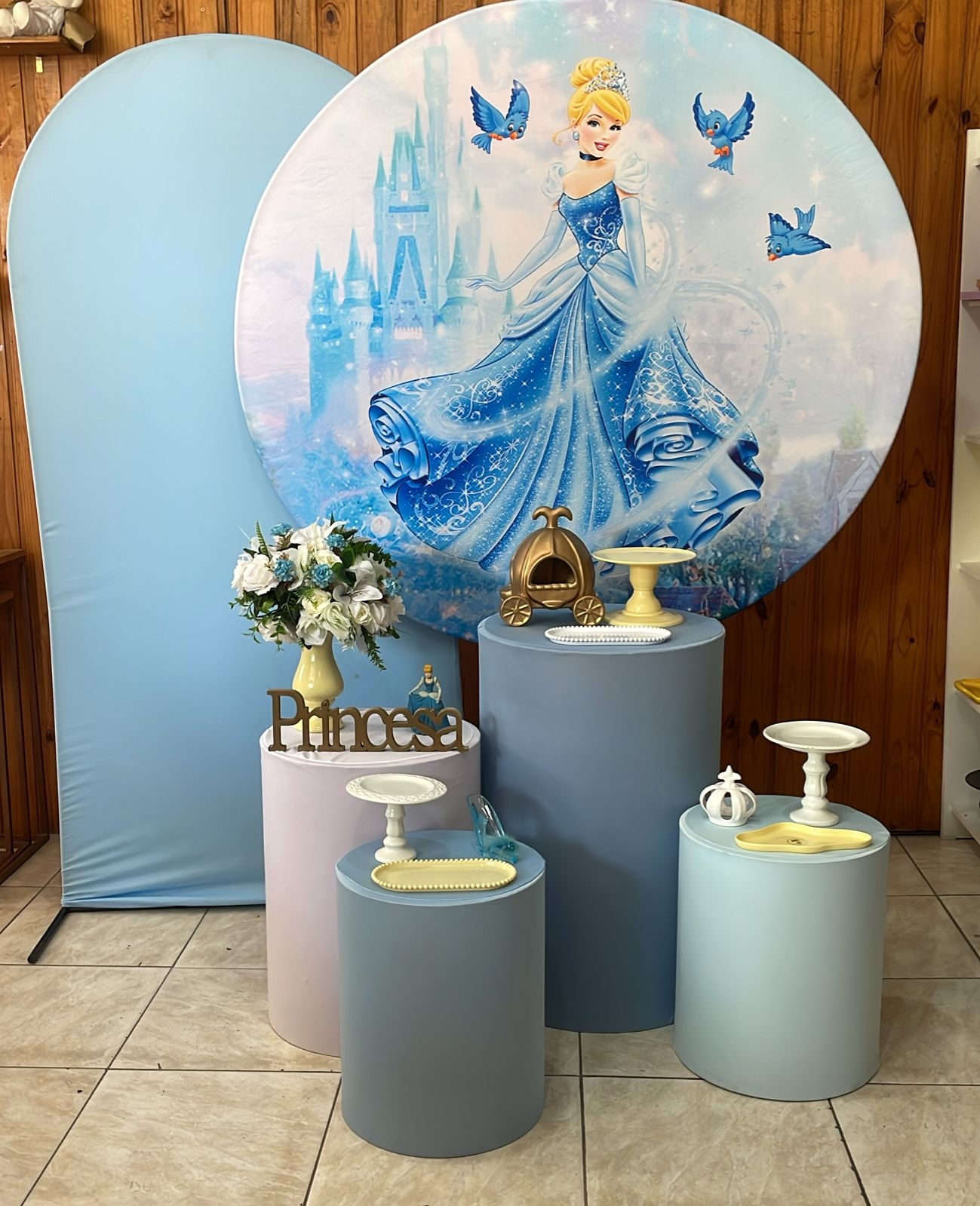 CINDERELA BRANCO E AMARELO CANDY 