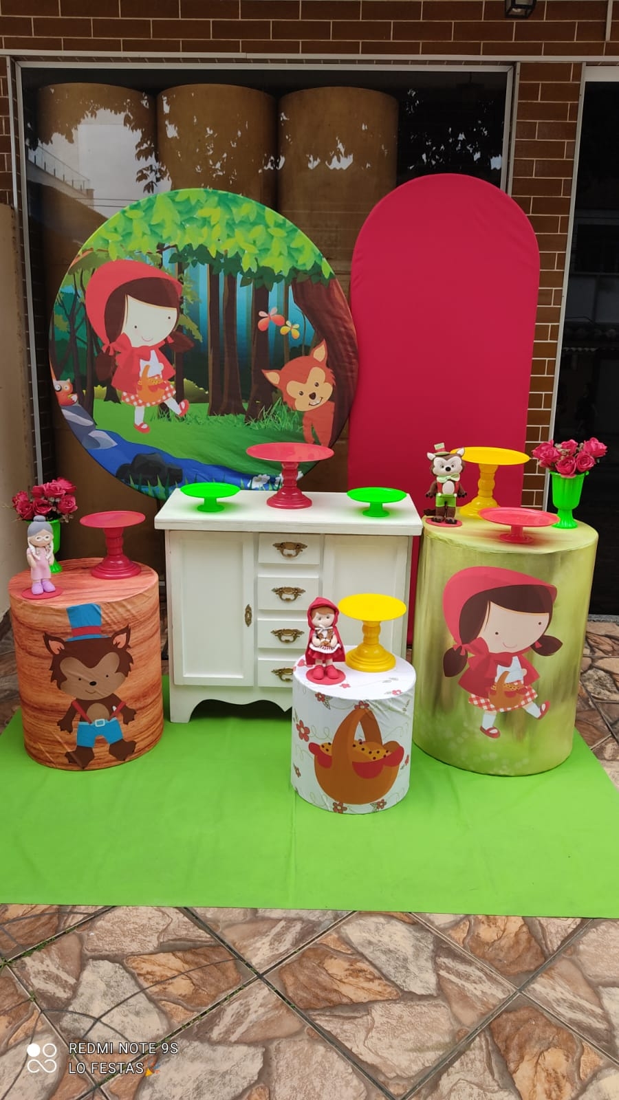 CHAPÉUZINHO VERMELHO COMPLETO 