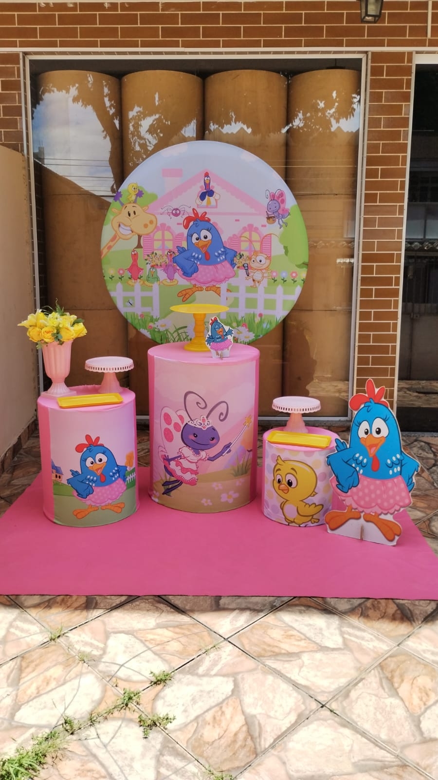 GALINHA PINTADINHA ROSA